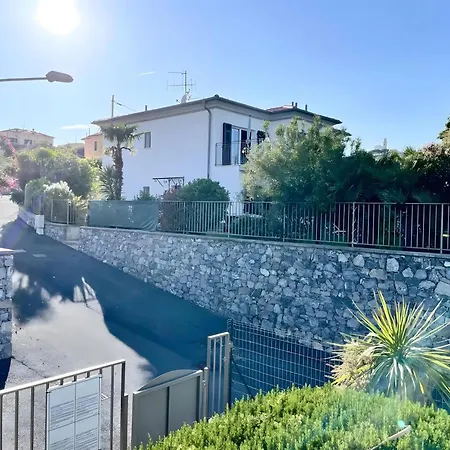 Di Diana Diano Castello