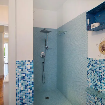 Di Diana * דיאנו קסטלו